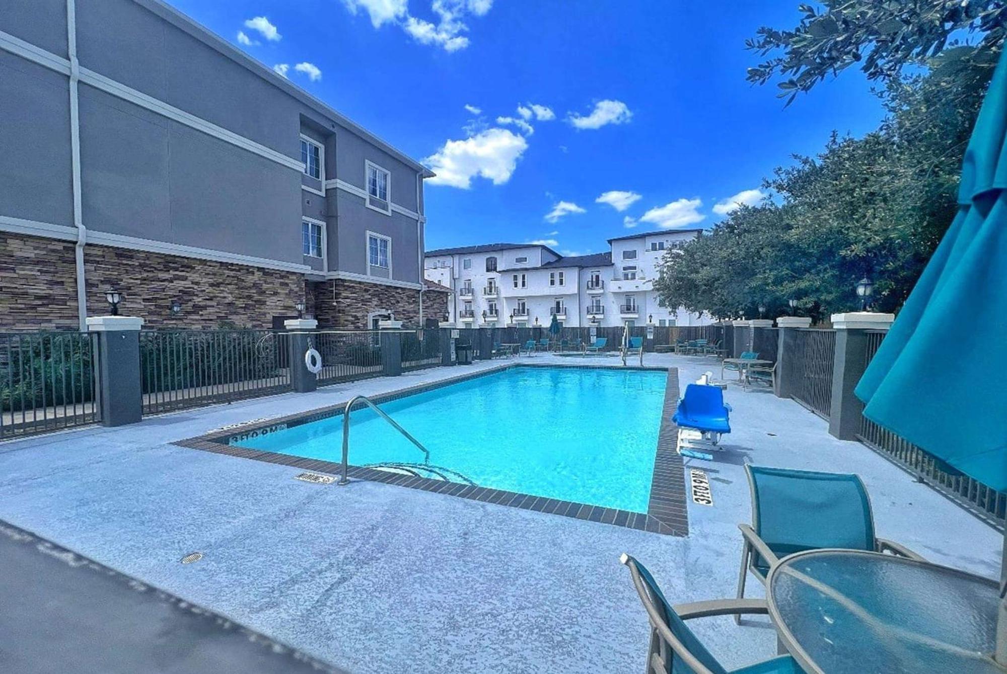 La Quinta By Wyndham Houston Energy Corridor Exterior foto