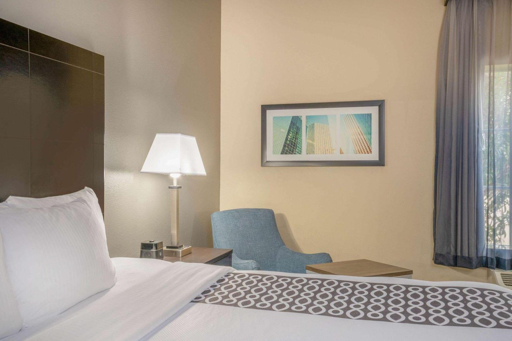 La Quinta By Wyndham Houston Energy Corridor Exterior foto